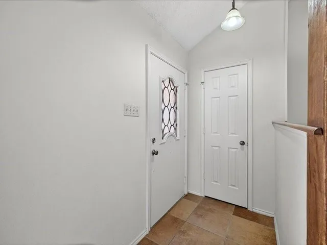 $1,700 | 6218 Tezcuco Court, Granbury, TX 76049