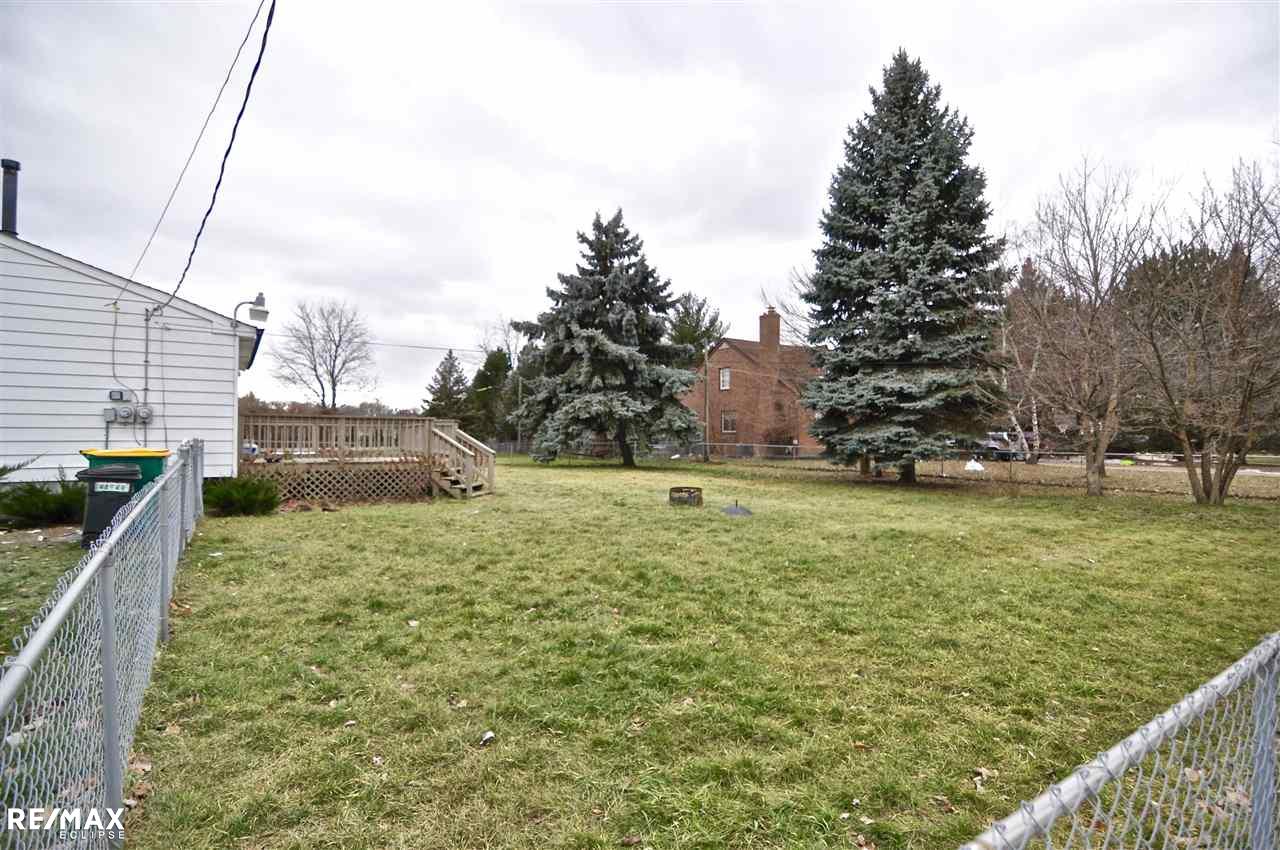 44585 Merrill Road Sterling Heights, MI 48314 - Photo 15 of 18 31309902-14.JPG