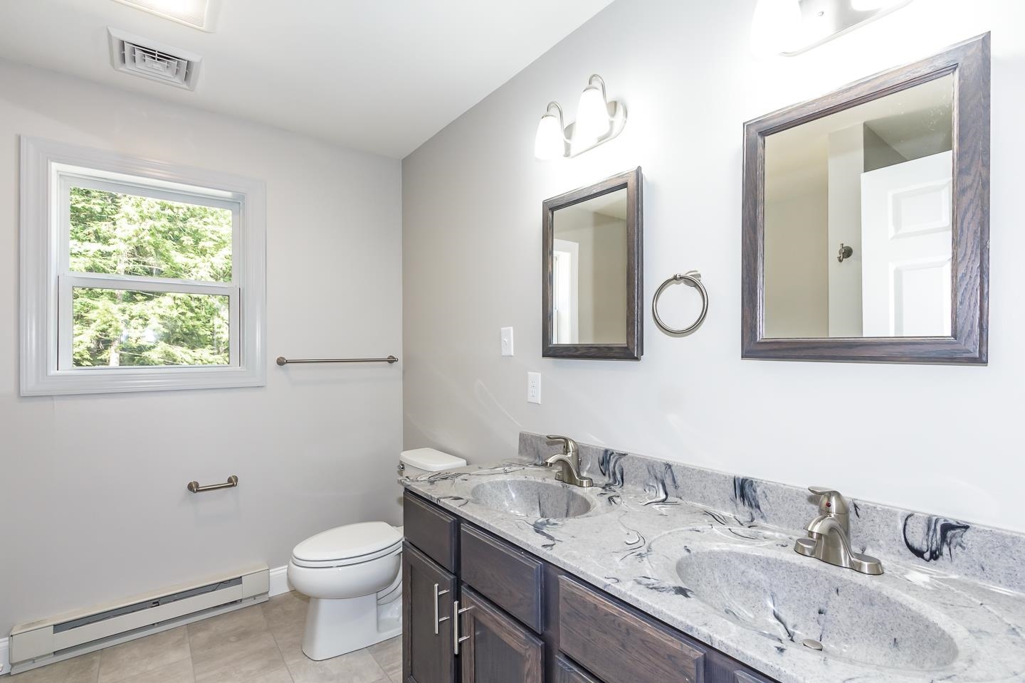137 Hillcrest Road Litchfield, NH 03052 - Photo 19 of 51 Gallery Image 19