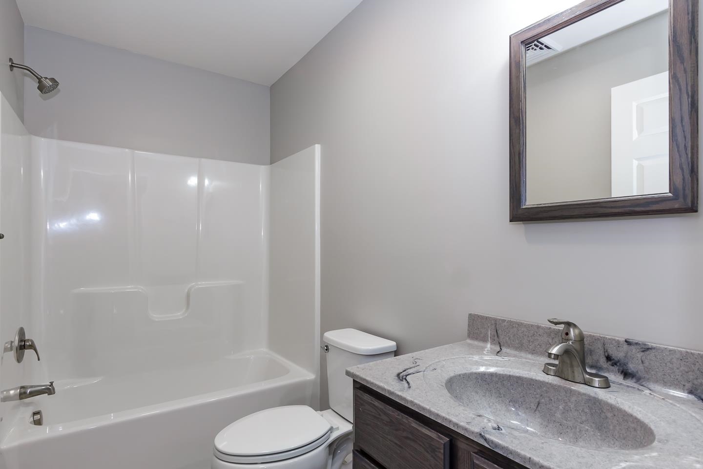 137 Hillcrest Road Litchfield, NH 03052 - Photo 23 of 51 Gallery Image 23