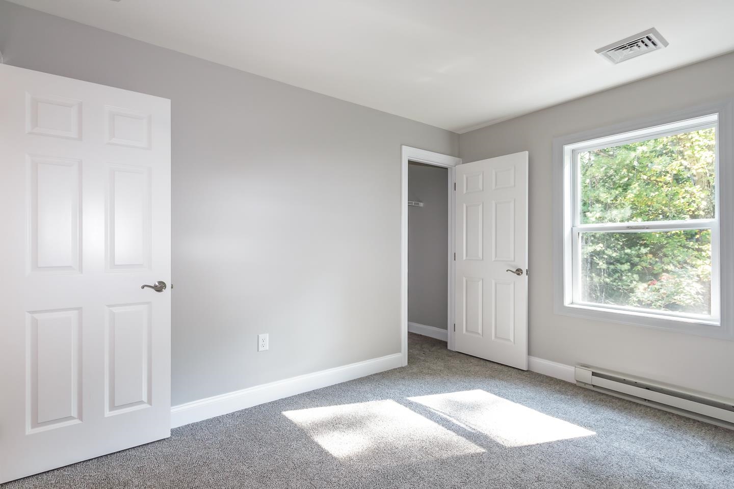 137 Hillcrest Road Litchfield, NH 03052 - Photo 29 of 51 Gallery Image 29