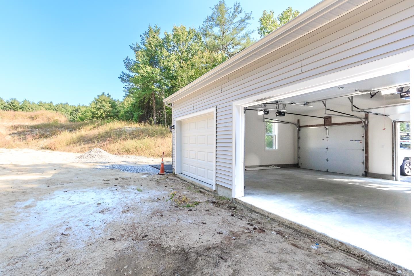 137 Hillcrest Road Litchfield, NH 03052 - Photo 39 of 51 Gallery Image 39