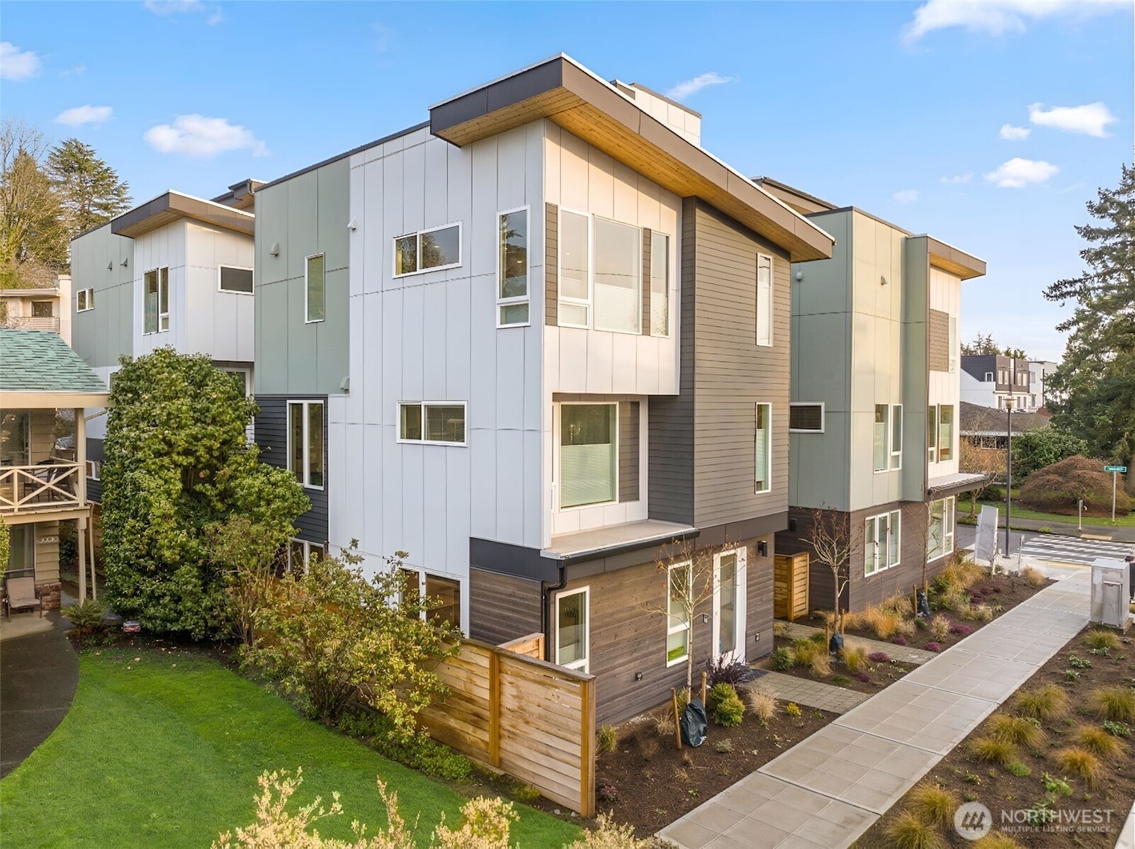 5204 Sand Point Way Northeast Seattle, WA 98105 - Photo 30 of 30