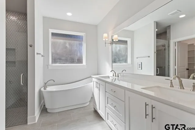 $379,999 | 9256 Villas Court, Tyler, TX 75703