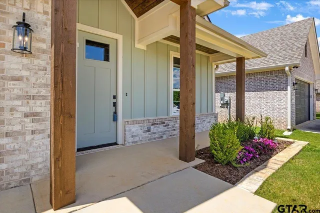 $379,999 | 9256 Villas Court, Tyler, TX 75703