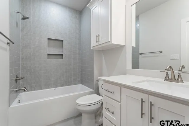 $379,999 | 9256 Villas Court, Tyler, TX 75703