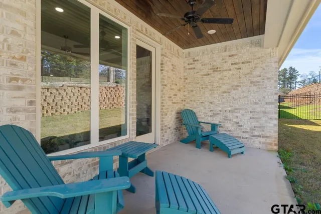 $379,999 | 9256 Villas Court, Tyler, TX 75703