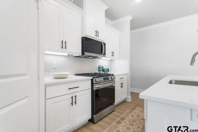 $379,999 | 9256 Villas Court, Tyler, TX 75703