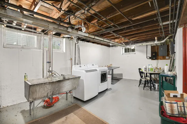 $2,295 | 4304 Beard Avenue South, Unit 2, Minneapolis, MN 55410