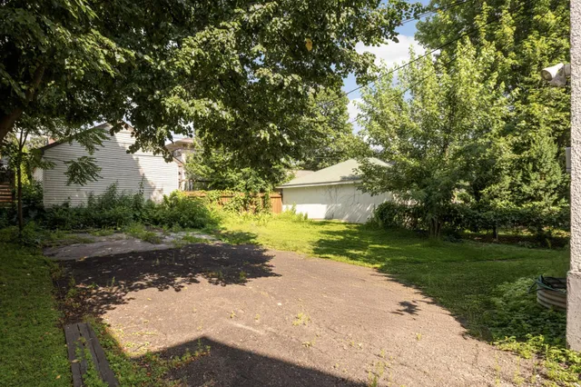 $2,295 | 4304 Beard Avenue South, Unit 2, Minneapolis, MN 55410