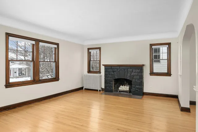 $2,295 | 4304 Beard Avenue South, Unit 2, Minneapolis, MN 55410