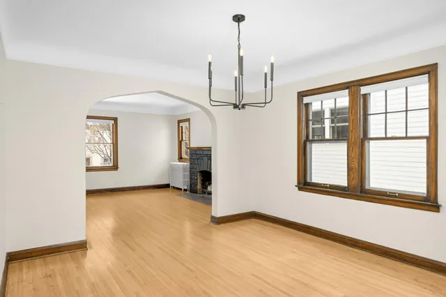 $2,295 | 4304 Beard Avenue South, Unit 2, Minneapolis, MN 55410