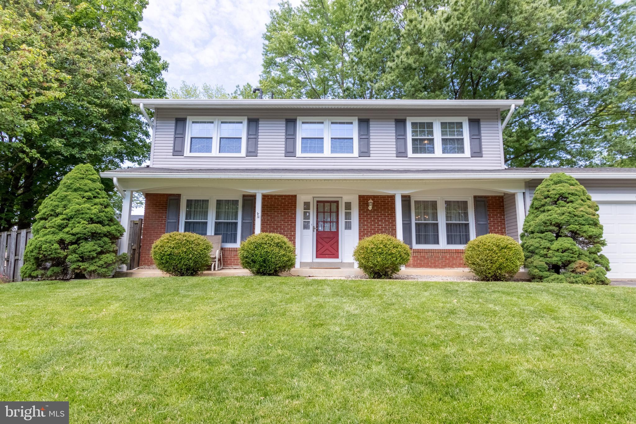 6902 Rochambeau Place Springfield, VA 22153 - Photo 2 of 43