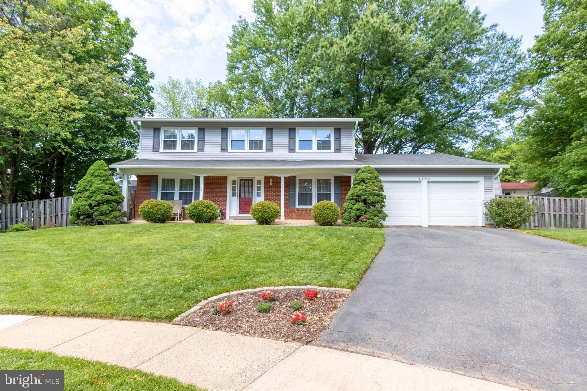6902 Rochambeau Place Springfield, VA 22153 - Photo 3 of 43