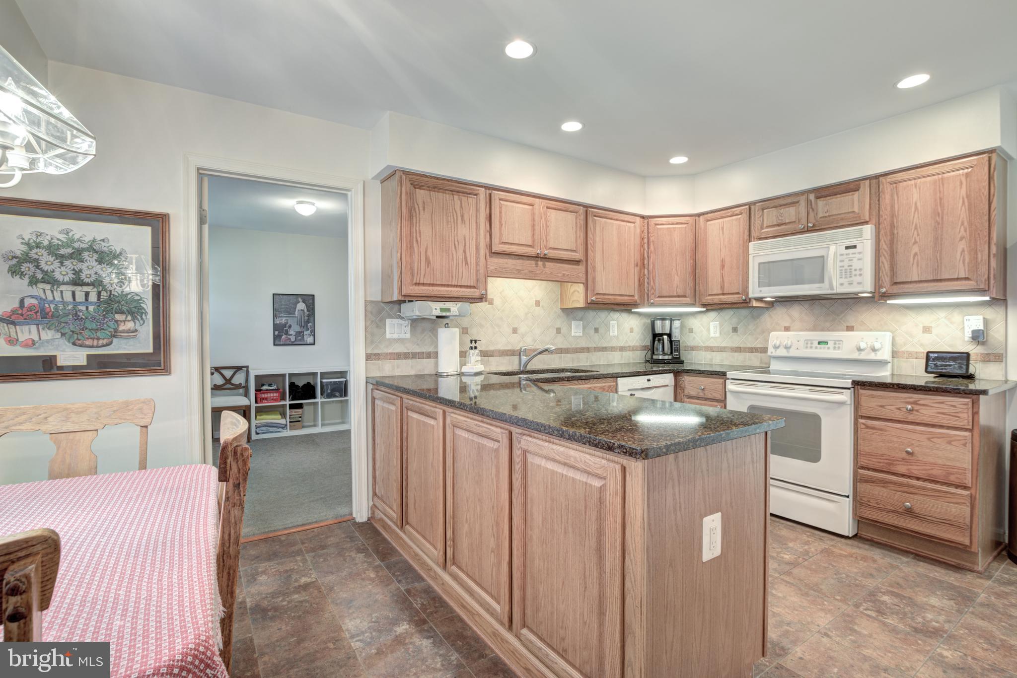 6902 Rochambeau Place Springfield, VA 22153 - Photo 22 of 43