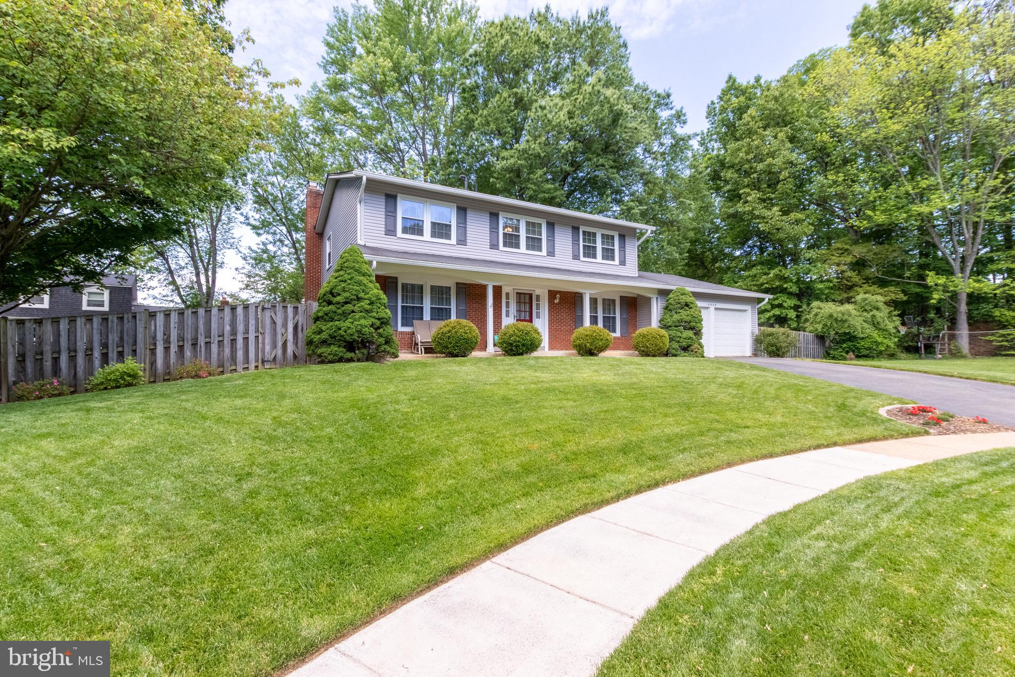 6902 Rochambeau Place Springfield, VA 22153 - Photo 5 of 43