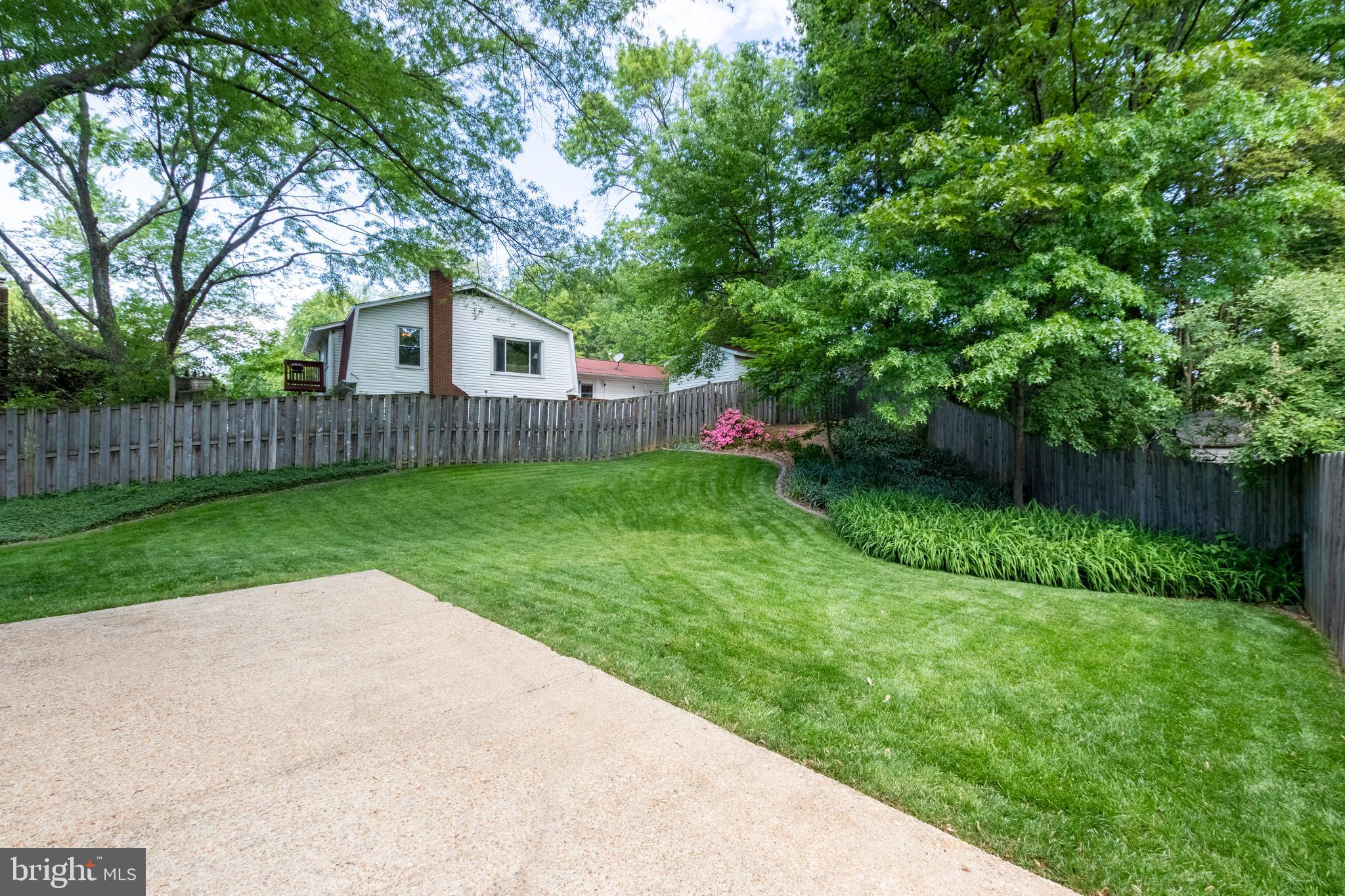 6902 Rochambeau Place Springfield, VA 22153 - Photo 10 of 43