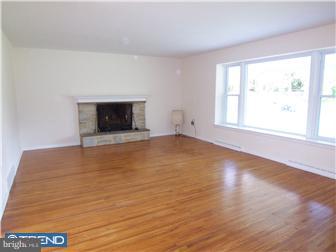 3835 Buck Road Huntingdon Valley, PA 19006 - Photo 2 of 12 Living Room