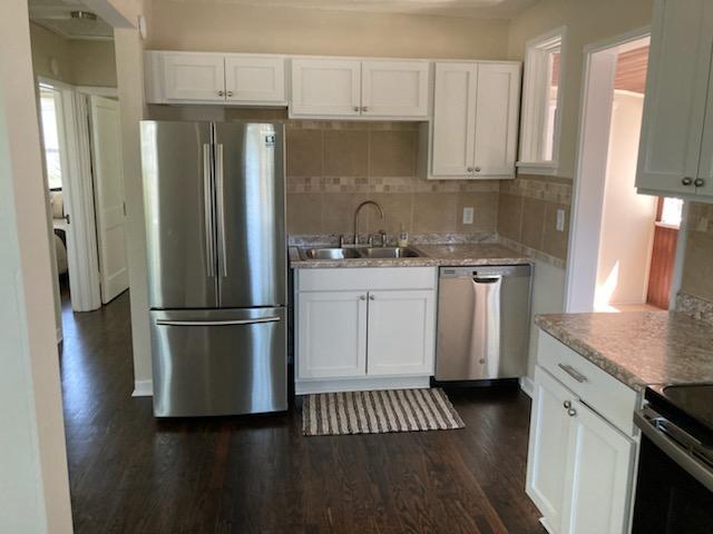 2044 Huntsford Road Jacksonville, FL 32207 - Photo 5 of 15 Kitchen