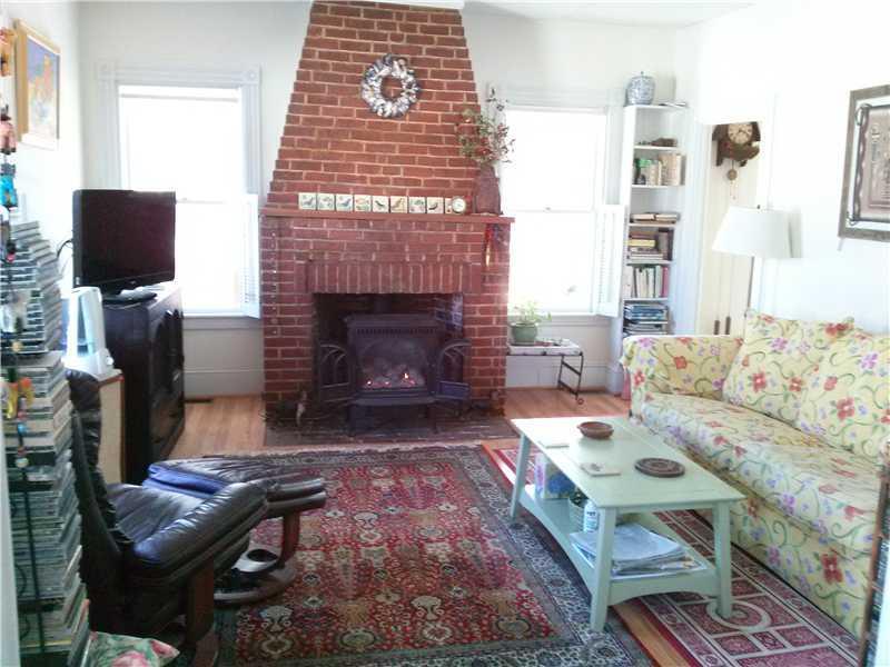 69 Bayview Road Penobscot, ME 04476 - Photo 8 of 26 Living Room.