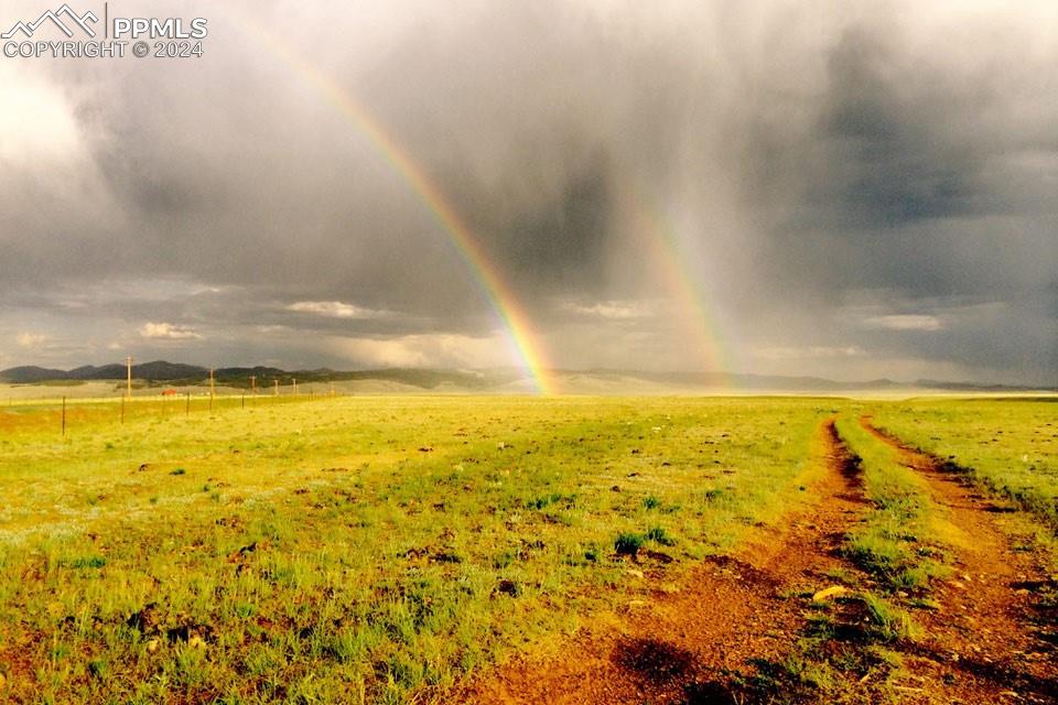 21103 Elkhorn Road Como, CO 80432 - Photo 2 of 11 a view of an ocean