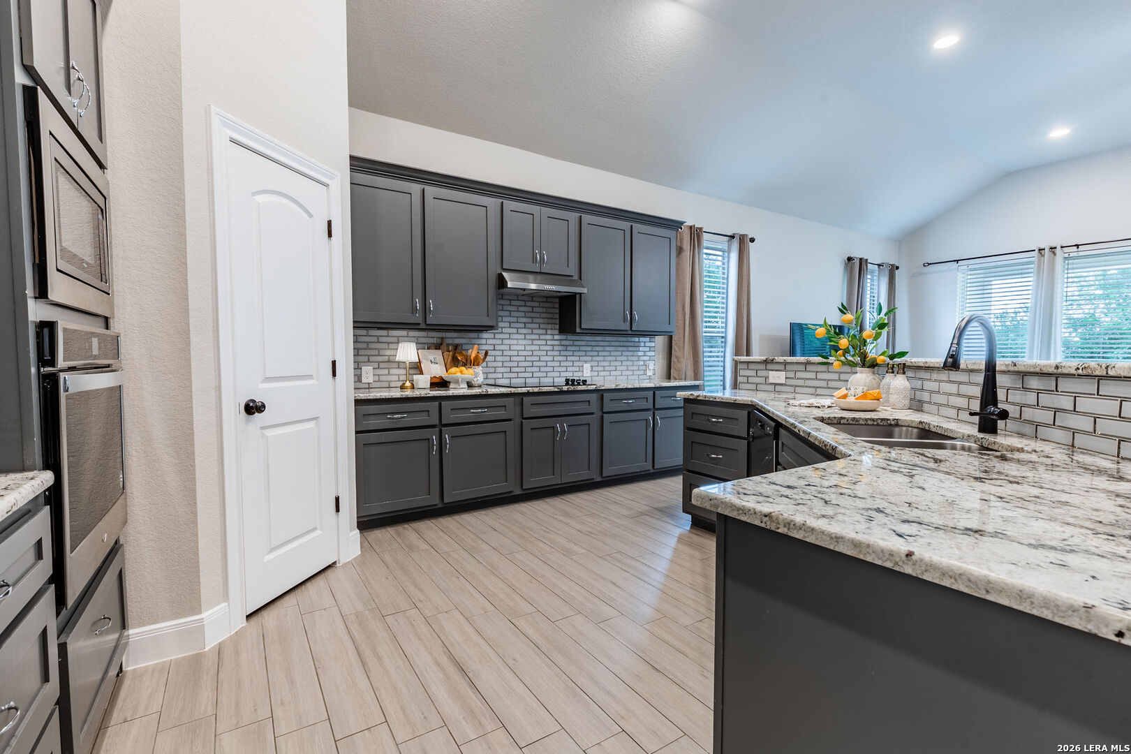 615 Abbott Ridge Converse, TX 78109 - Photo 9 of 22
