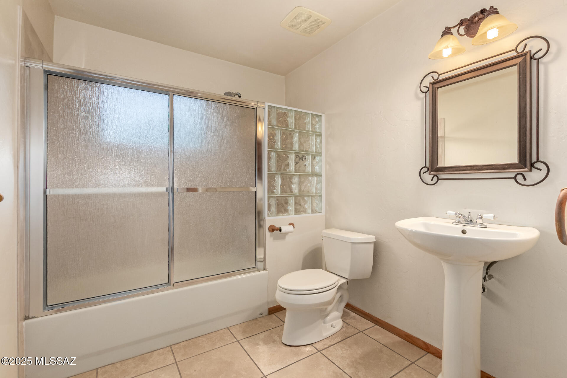 5100 East Golder Ranch Drive Tucson, AZ 85739 - Photo 31 of 47 2nd Bathroom