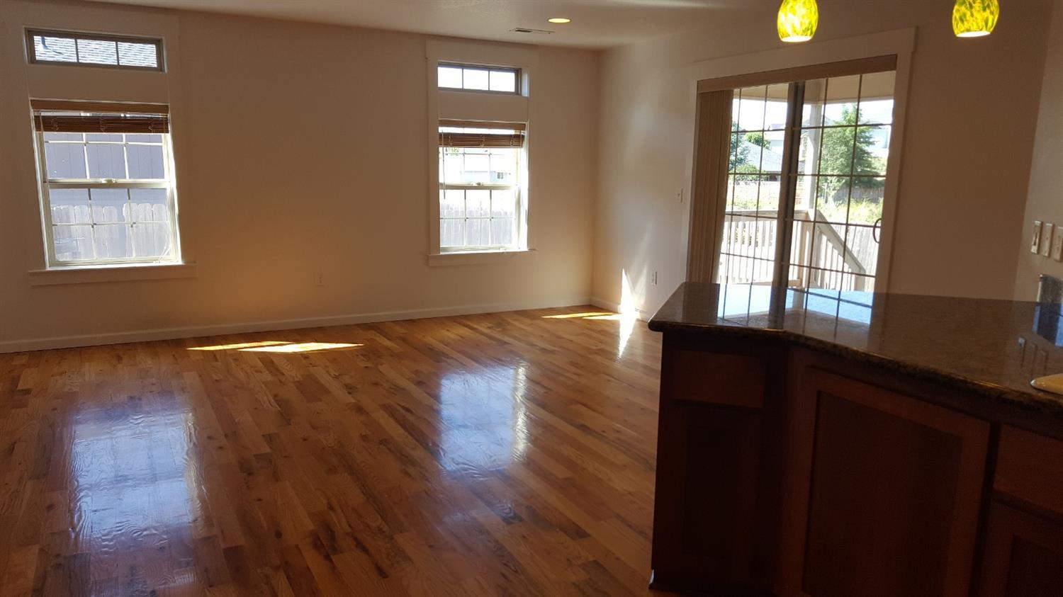 1144 Highlands Drive Eagle Point, OR 97524 - Photo 11 of 35 Additional Photo