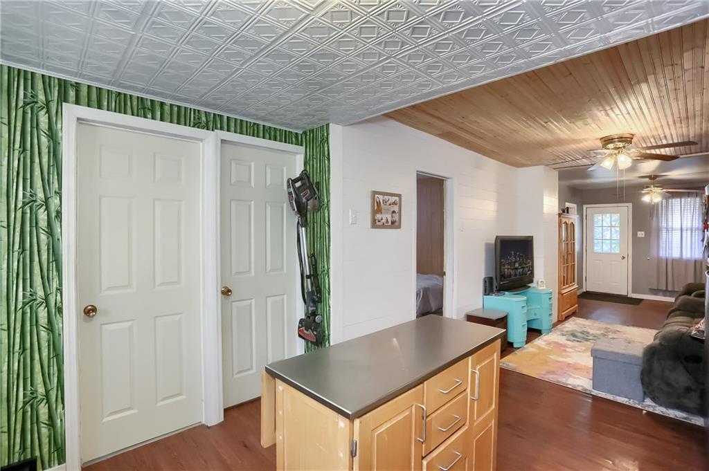 20 Deweyville Road McKees Rocks, PA 15136 - Photo 14 of 25 a room with sink and furniture