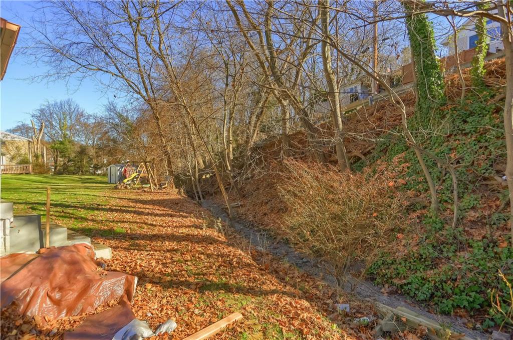 20 Deweyville Road McKees Rocks, PA 15136 - Photo 6 of 25