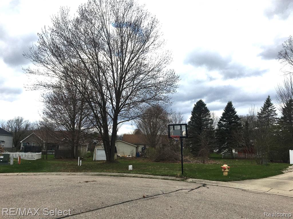 0 Whisper Ridge Court Burton, MI 48509 - Photo 2 of 3