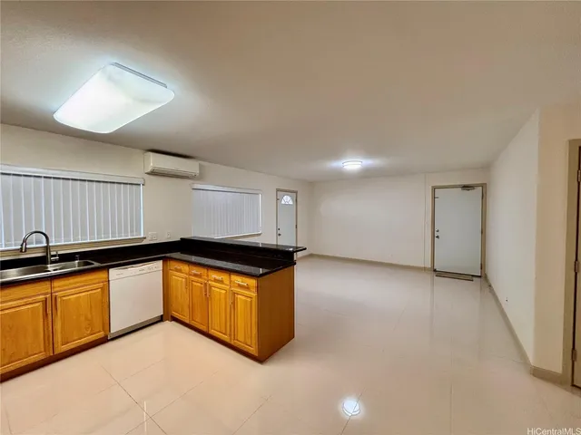 $5,900 | Undisclosed Address, Honolulu, HI 96816