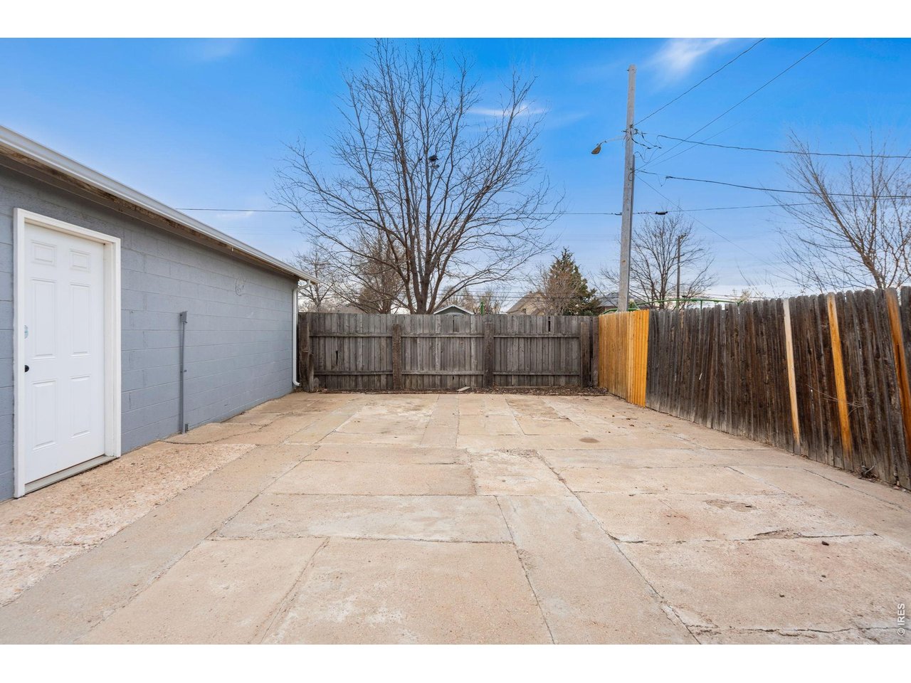 1416 6th Street Greeley, CO 80631 - Photo 34 of 50 a view of a backyard of the house