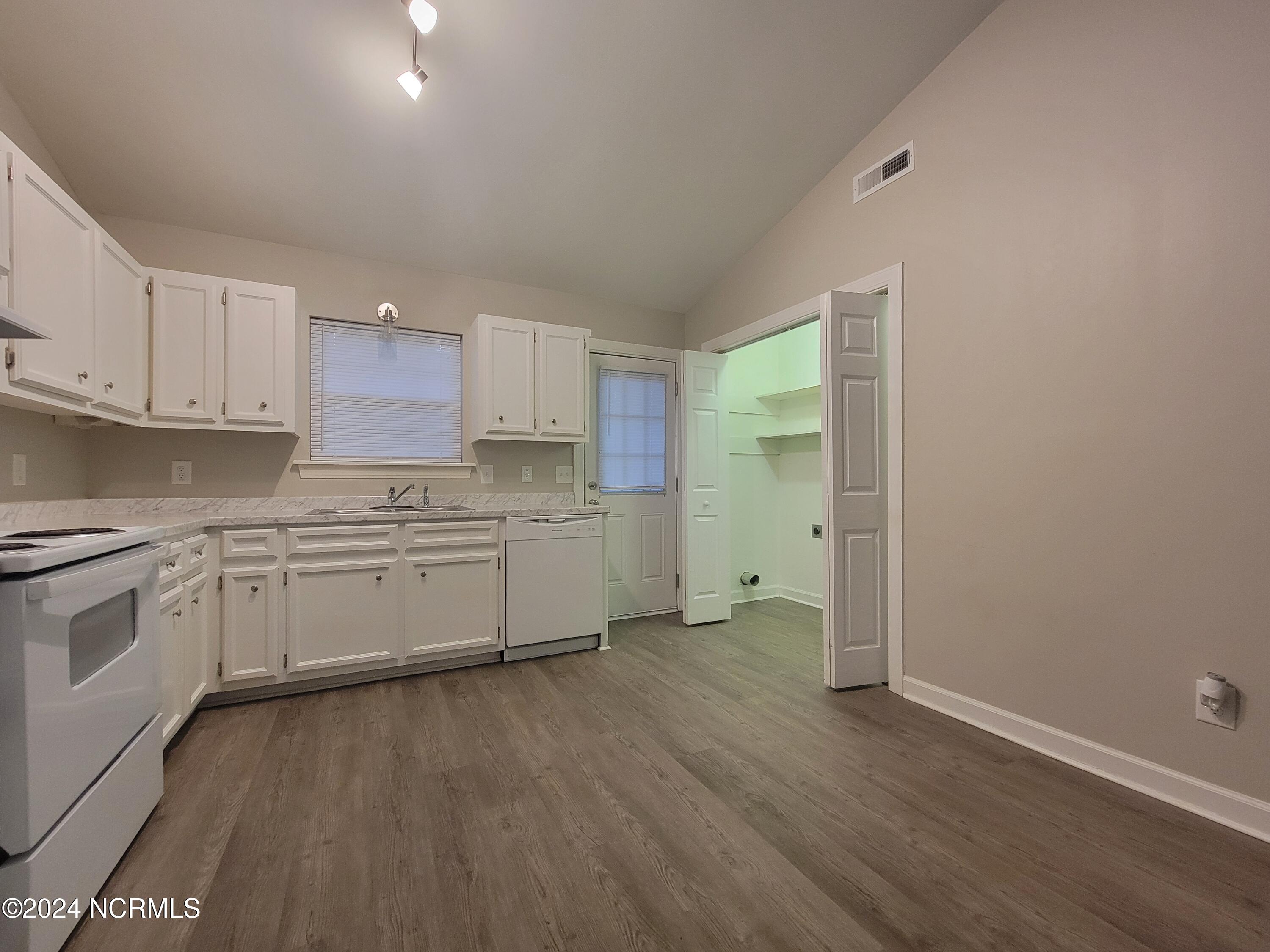 4097 Northeast College Street Ayden, NC 28513 - Photo 8 of 17 20241024_182450
