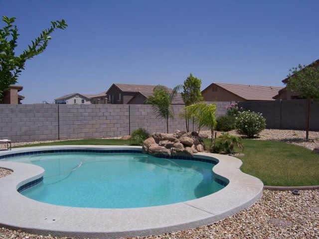 2621 West Maldonado Road Phoenix, AZ 85041 - Photo 3 of 6 Additional Photo