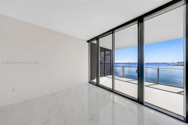 $8,200 | 700 Northeast 24th Street, Unit 502, Miami, FL 33137