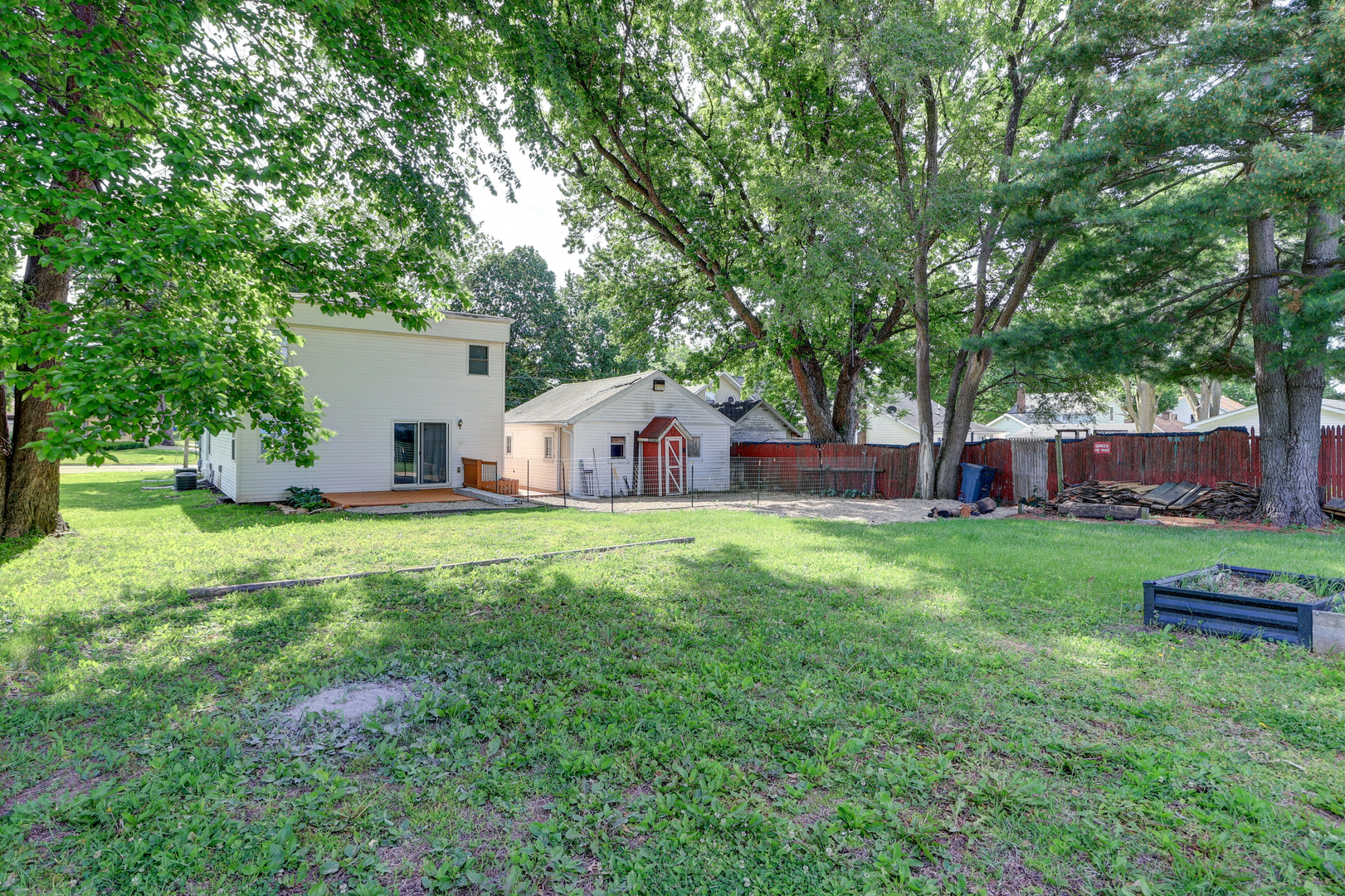301 Ash Avenue Morrison, IL 61270 - Photo 29 of 36