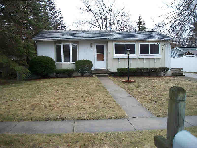 3201 Riggie Street Midland, MI 48640 - Photo 1 of 15 Gallery Image 1