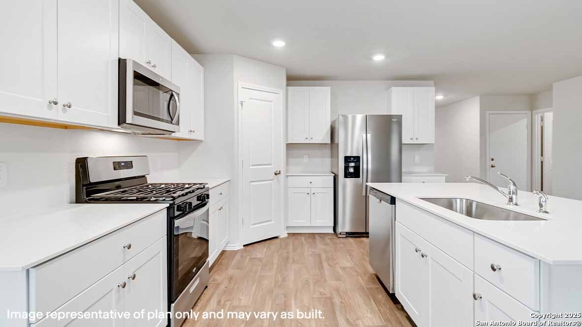 14786 Clay Rdg Run San Antonio, TX 78253 - Photo 8 of 28