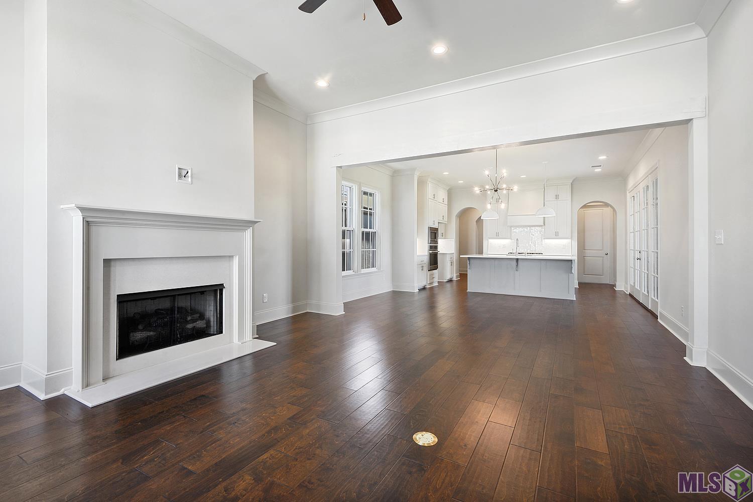 5324 Rue Des Jardin Baton Rouge, LA 70808 - Photo 3 of 25