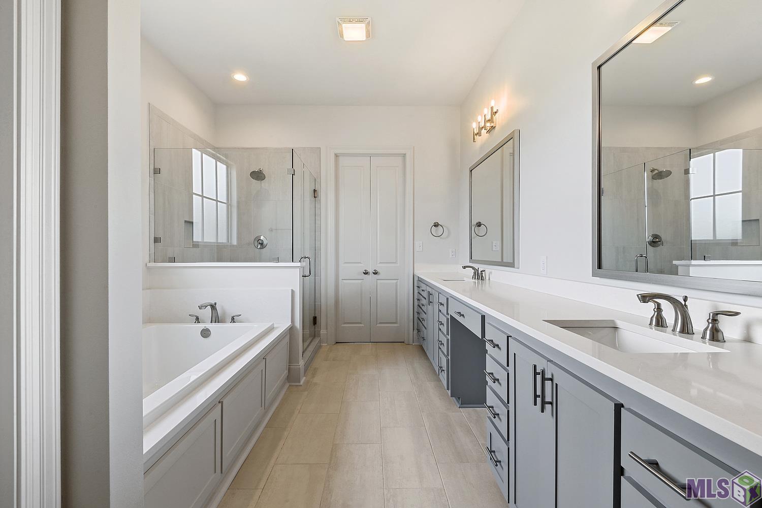 5324 Rue Des Jardin Baton Rouge, LA 70808 - Photo 10 of 25