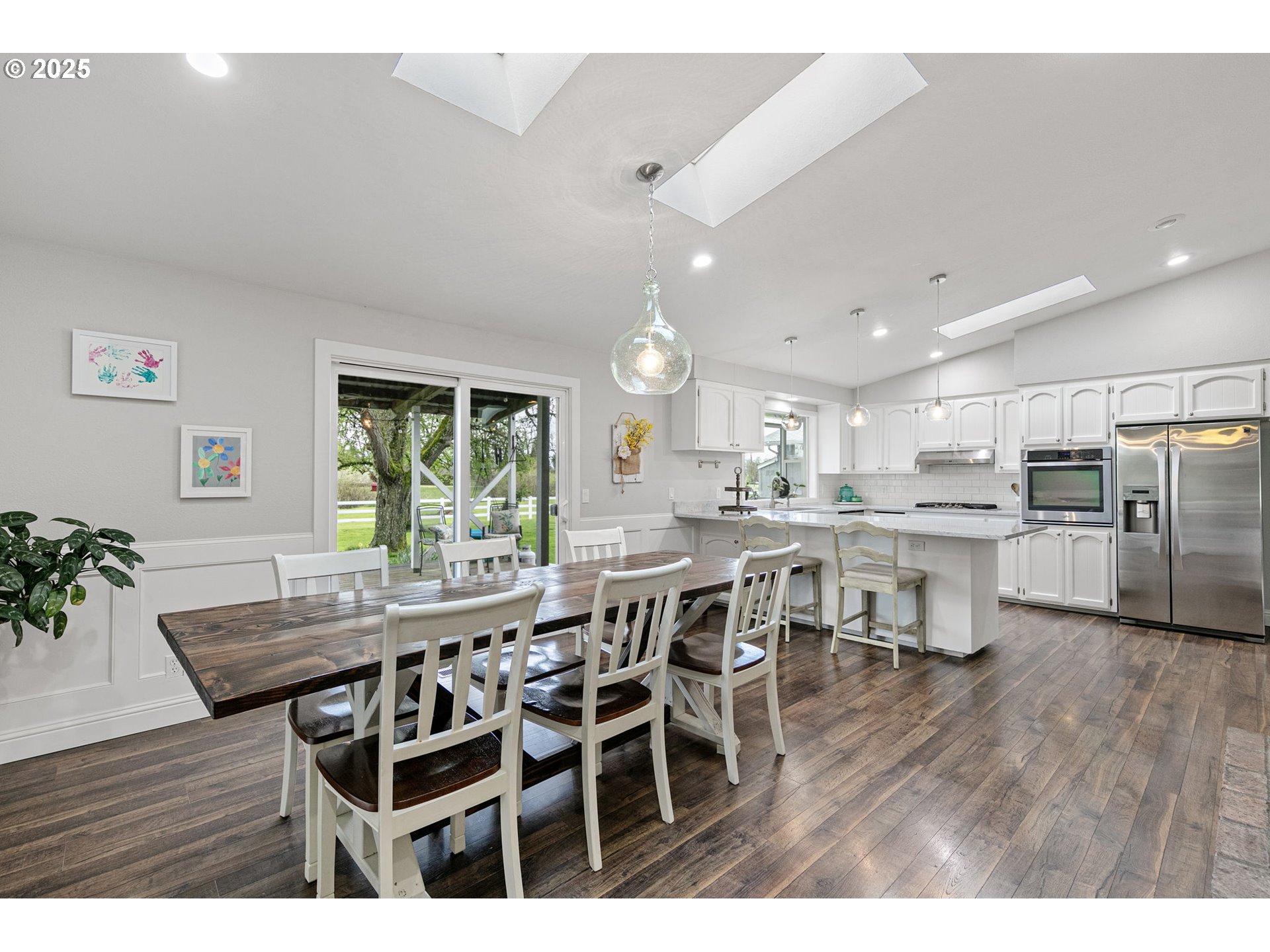 20996 Filbert Road Harrisburg, OR 97446 - Photo 16 of 47 Gallery Image 16