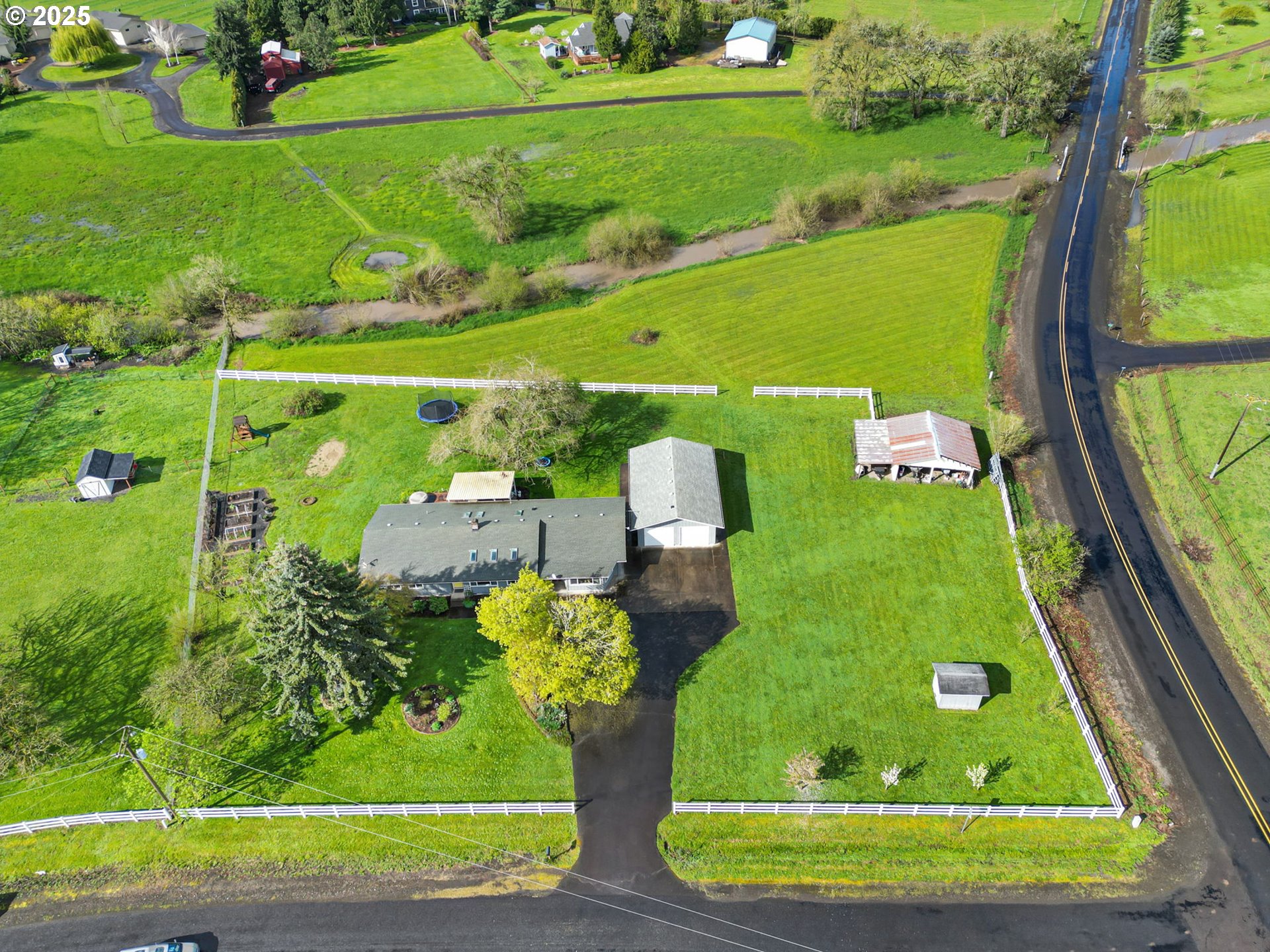 20996 Filbert Road Harrisburg, OR 97446 - Photo 45 of 47 Gallery Image 45