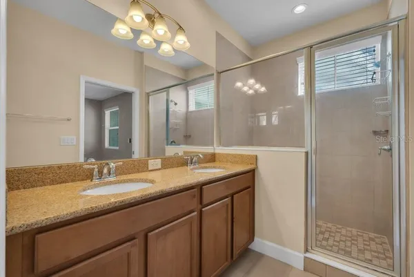 $325,000 | 16858 Dorman Road, Lithia, FL 33547