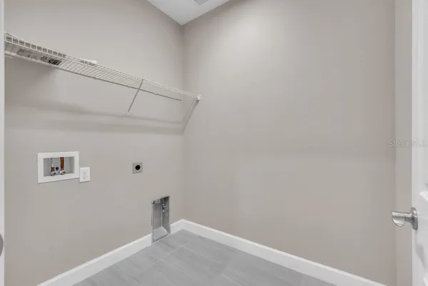 $325,000 | 16858 Dorman Road, Lithia, FL 33547