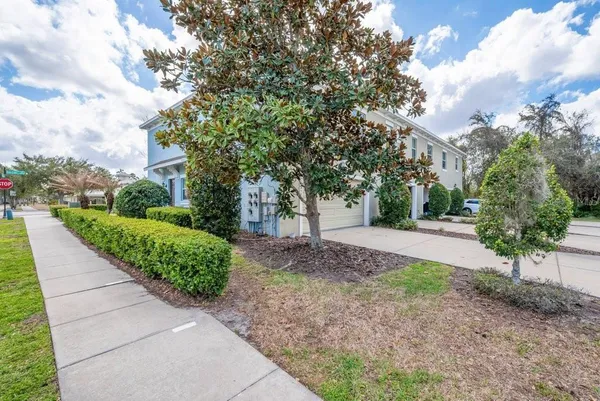 $325,000 | 16858 Dorman Road, Lithia, FL 33547