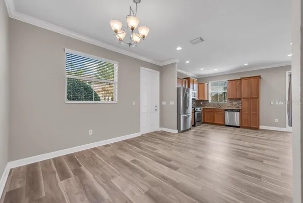 $325,000 | 16858 Dorman Road, Lithia, FL 33547