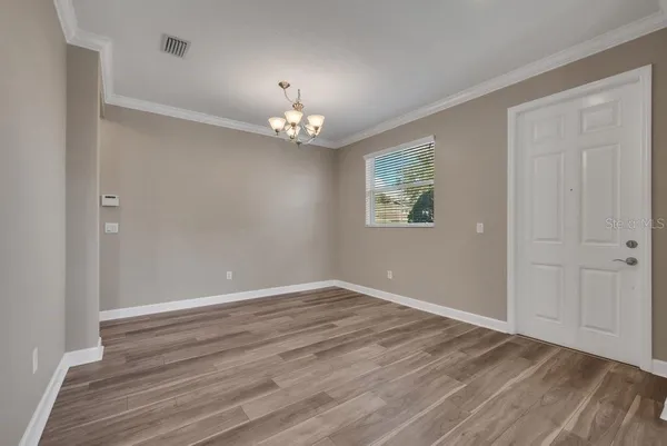 $325,000 | 16858 Dorman Road, Lithia, FL 33547