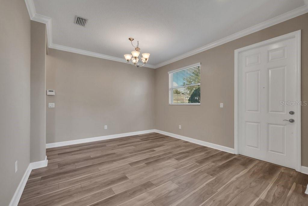 16858 Dorman Road Lithia, FL 33547 - Photo 9 of 32