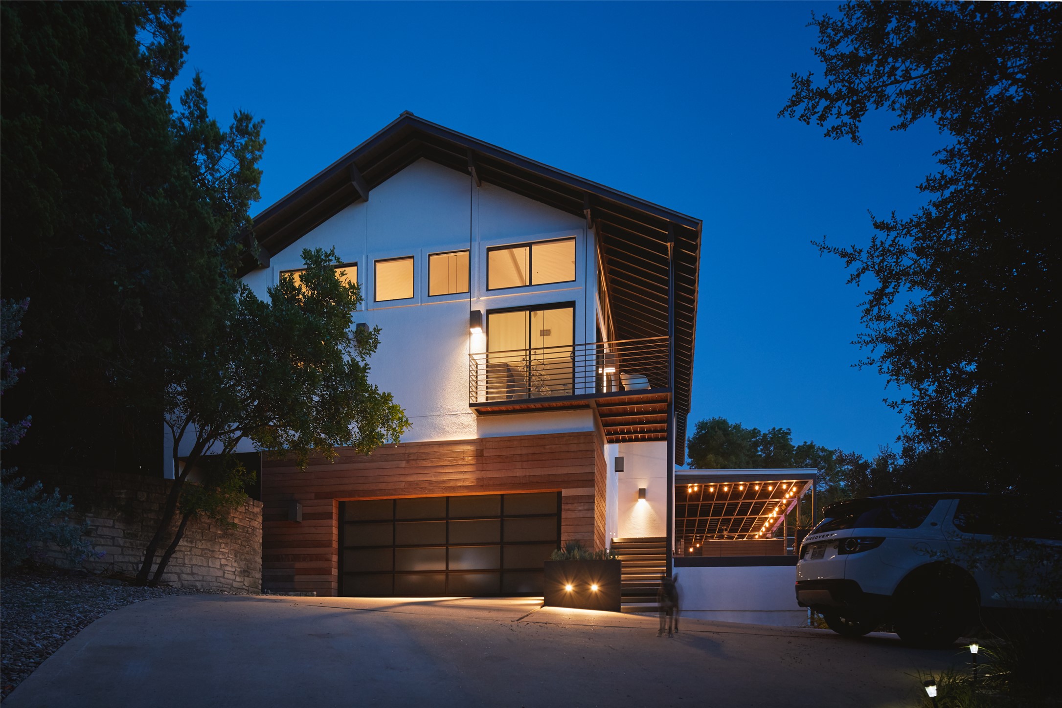 4713 Vía Media Austin, TX 78746 - Photo 2 of 40